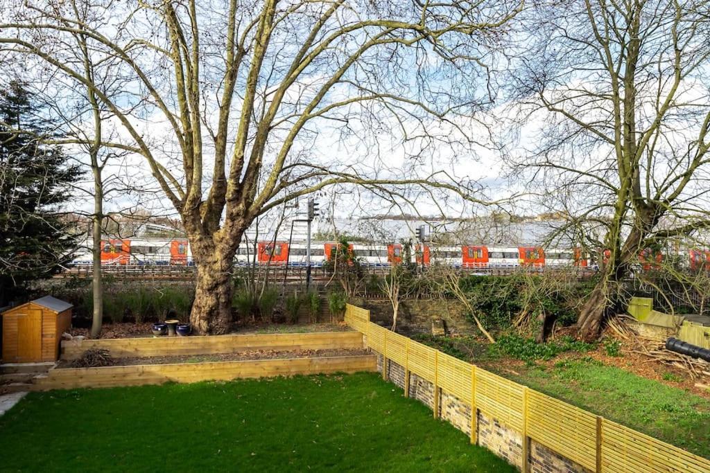 Stunning Three Bed In West Hampstead Apartment Лондон Екстериор снимка